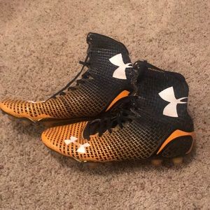 Football cleats. Under Armo. Gold/black. Size 10.5
